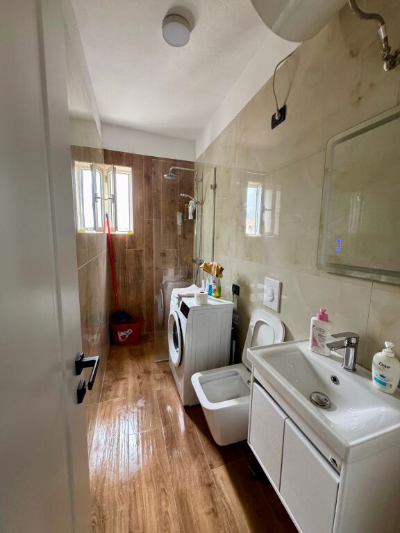 📣 AFFITTO Appartamento 1+1 📍 Pazari i Ri 🛣️ Via "Hoxha Tahsim" ✨