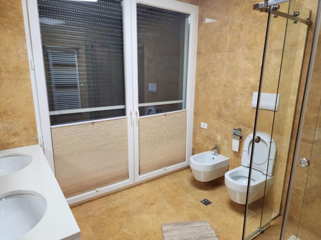 📌Villa su 2 Piani in Affitto vicino a Tirana East Gate (TEG)