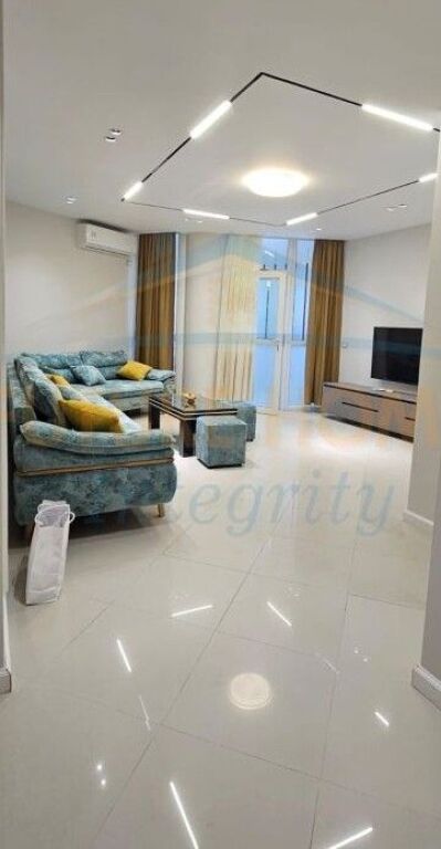 Affitto, Appartamento 1+1, Via Irfan Tomini, Tirana.