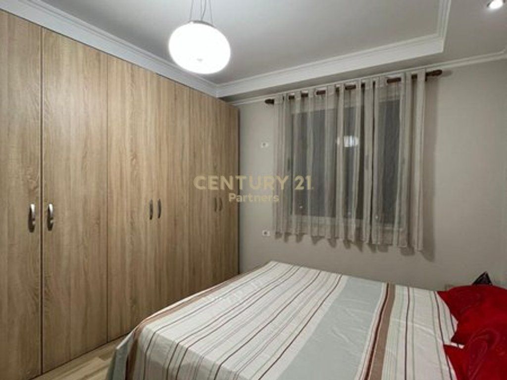 APARTMENT 1+1 + SEPARATE KITCHEN FOR RENT, 1 MAY PARK. Near Dinamo Stadium