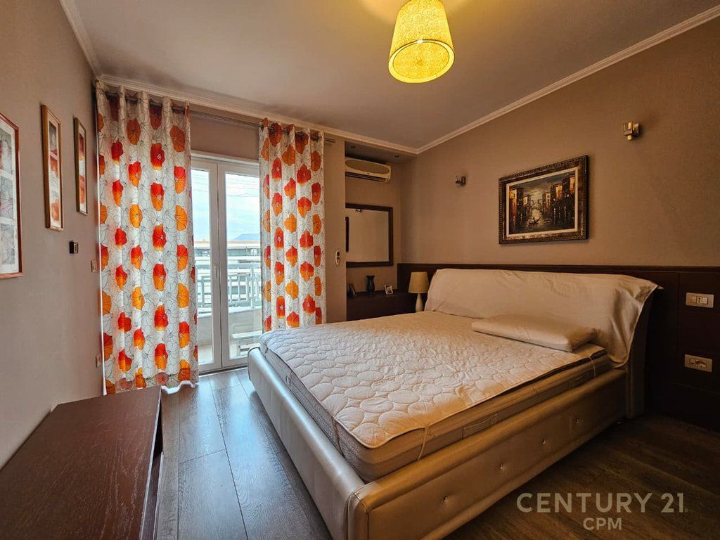 Super Apartment 3+1+2 for sale opposite Delijorgji!