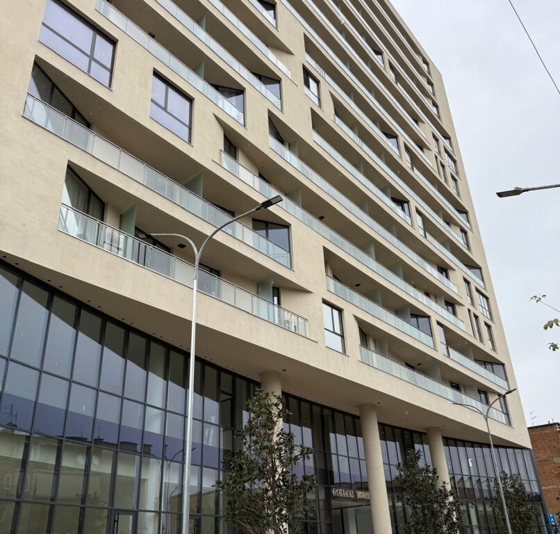 Qira ambient për zyra – tek Golden Tower (Mine Peza)