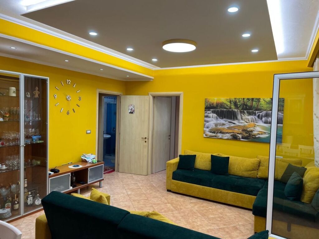 Apartment 2+1+2 for sale at Mali i Robit