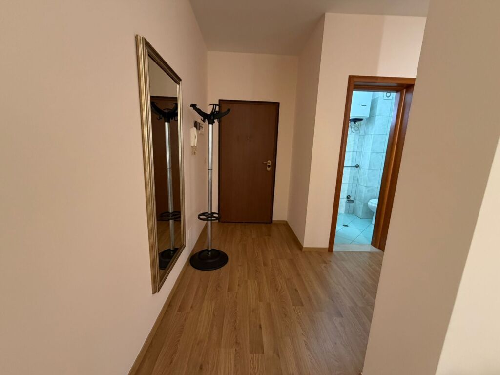 Jepet me qera apartament 2+1 Liqeni i thate !