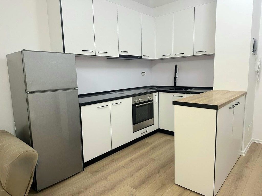 Zogu i Zi, apartament 1+1 per qira 600 € /Muaj
