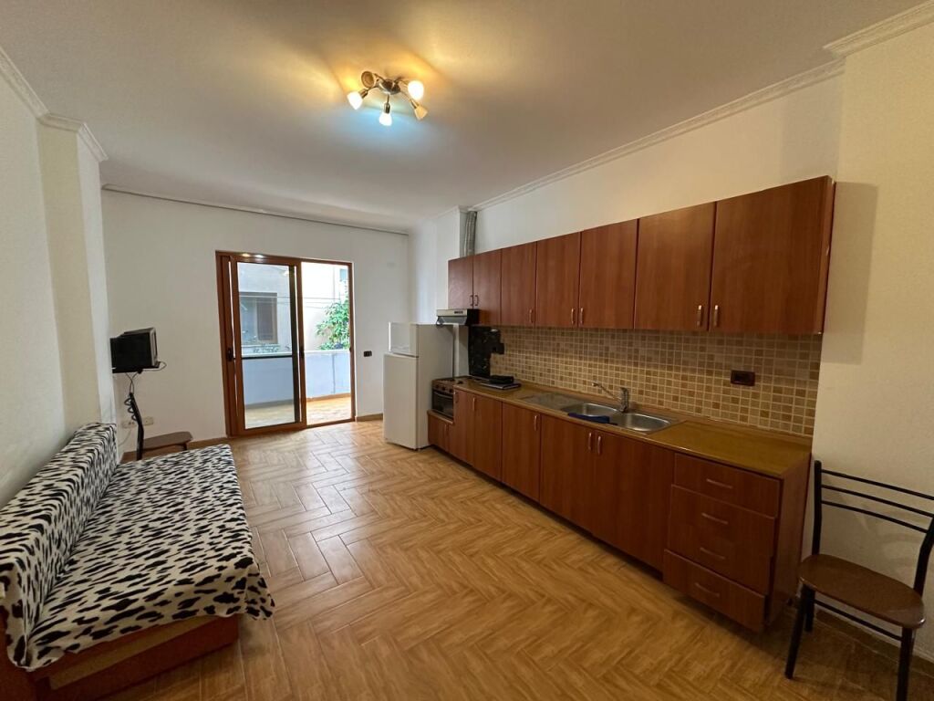 Apartament 1+1 në shitje – Golem
