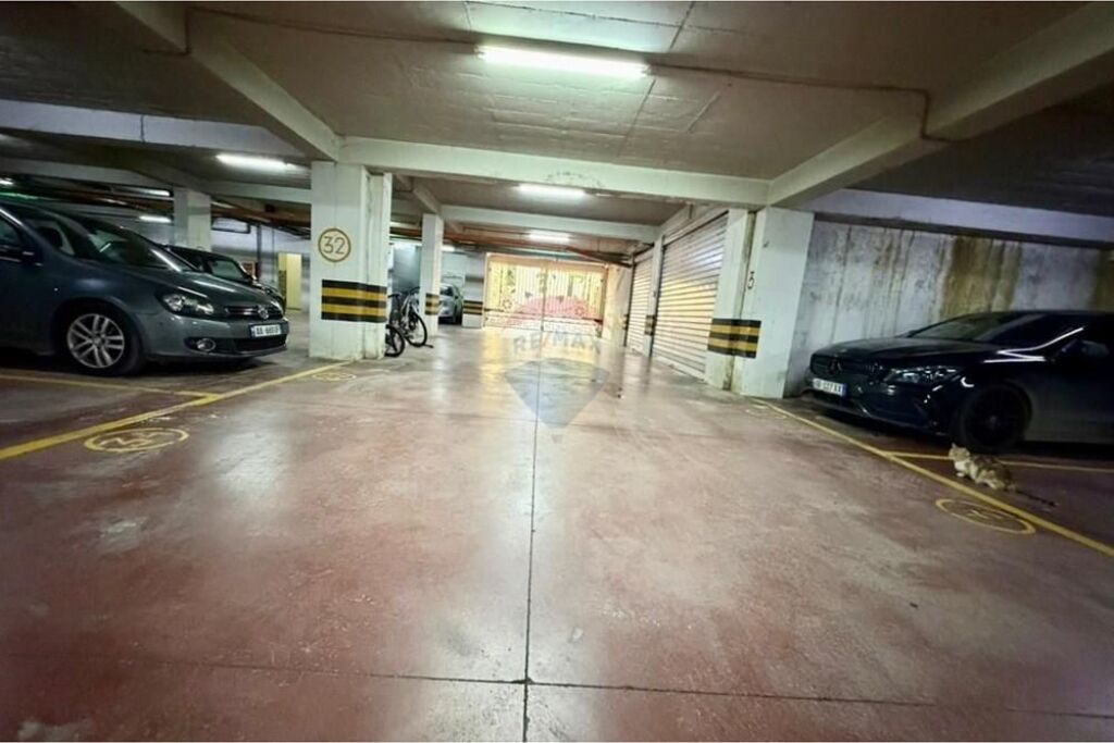 Apartament 1+1 + Parkim për Qira,Liqeni I Thatë