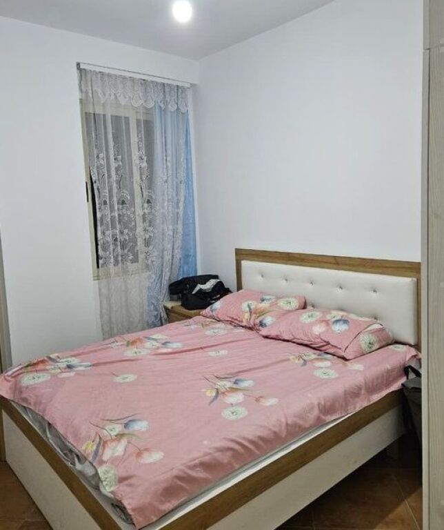 Jepet me qera 2+1+2 ne Shkoze