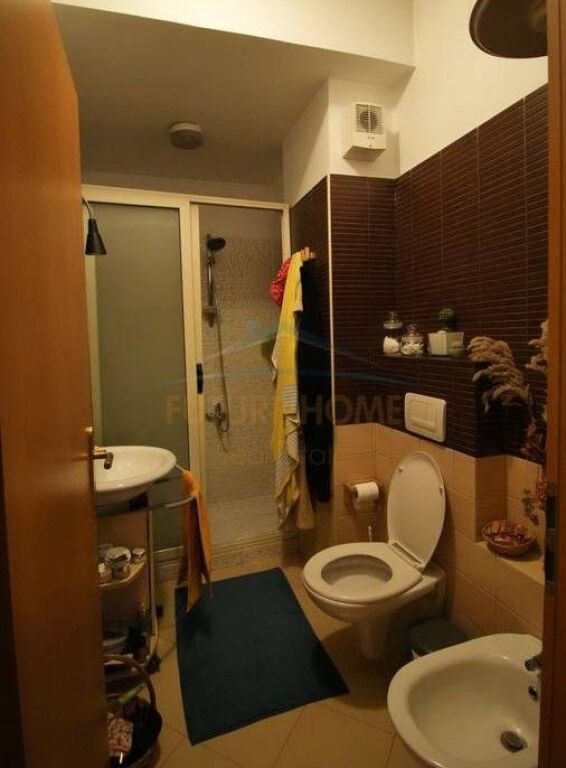 Sale, Apartment 2+1+2 Komuna e Parisit,Tirana