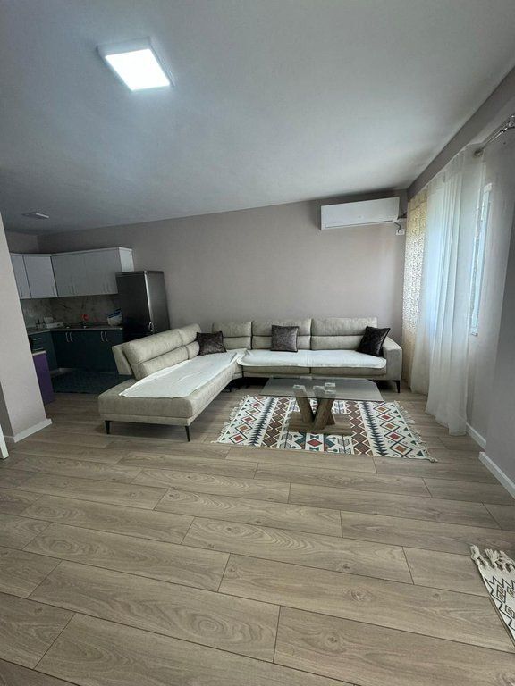 Casa 2+1 in Affitto a Fresku 480 € /Mese