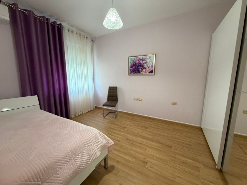 Apartament me qira liqeni i thate