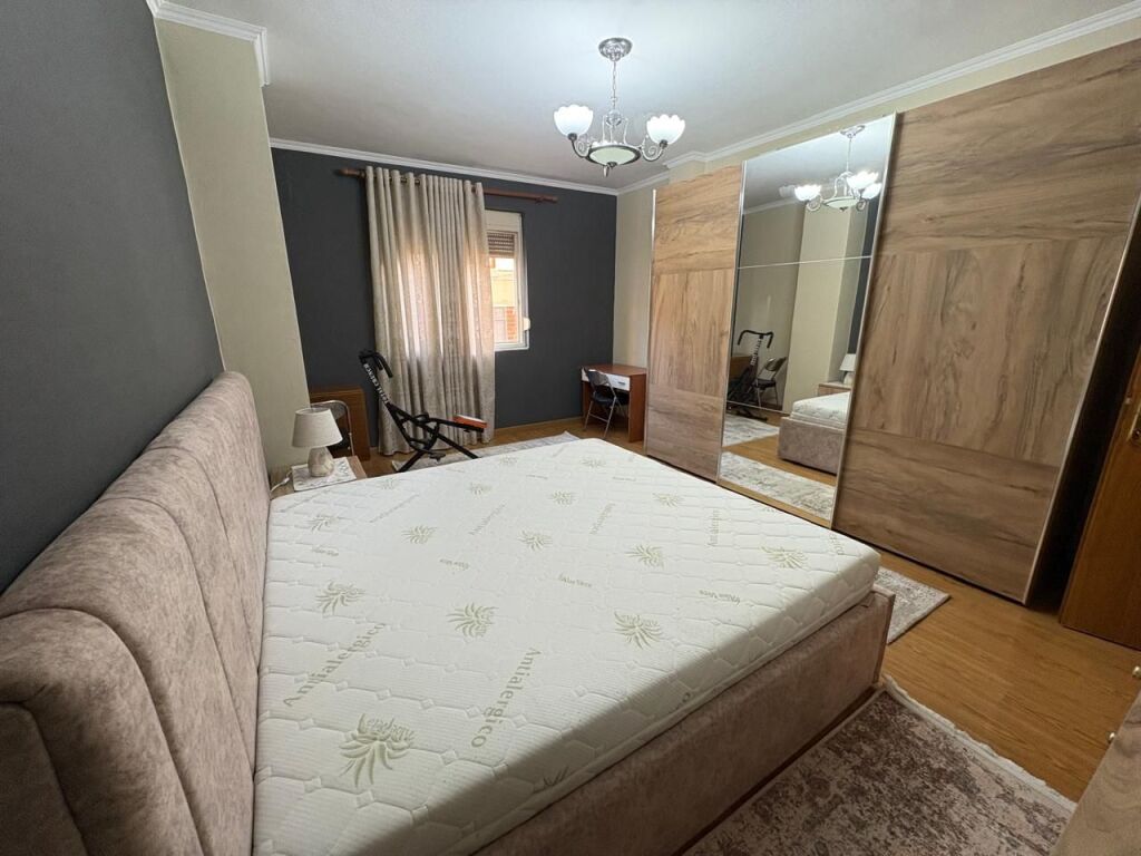 Apartament 2+1+2 për Qira – pranë Gjykatës, Durrës