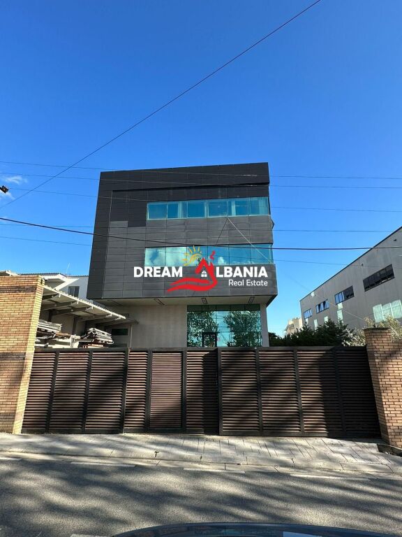 Godine 3 kateshe kapanon ne shitje ne Vore prane Autostrades Tirane-Durres (ID 4181071 ).