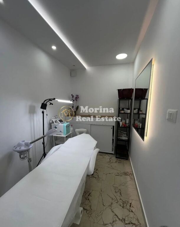 Sale | Business Premises | 21 December | 5200 €