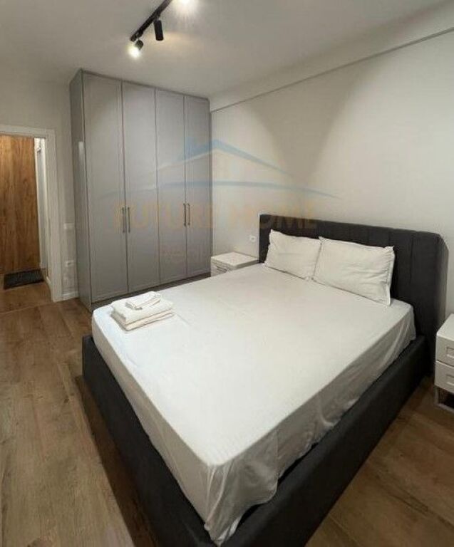 Shitet, Apartament 2+1, Kompleksi "Arlis", Farmacia 10