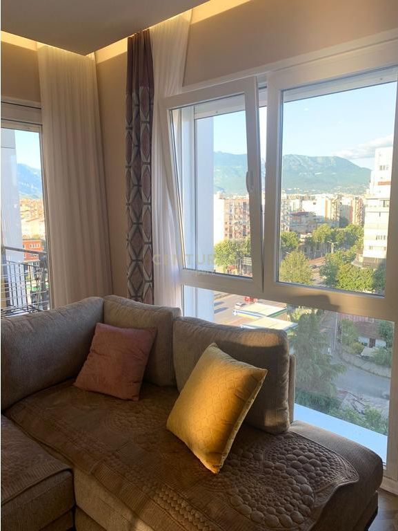 APPARTAMENTO 2+1+2 E POSTO AUTO IN AFFITTO IN VIA DRITAN HOXHA!
