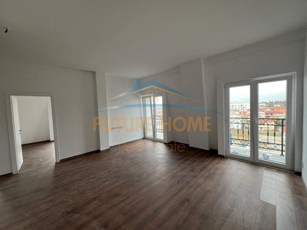 Apartment 2+1+2 for sale, Porta Tirana e Re, Sauk
