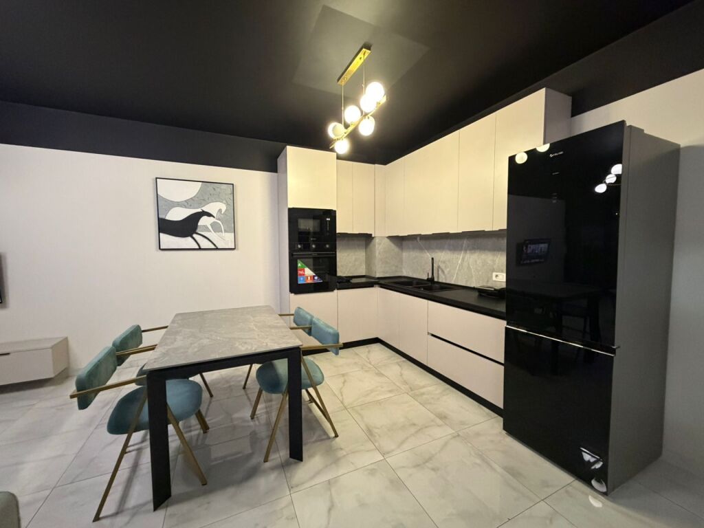 Rent 3-Storey Villa, Kodra e Diellit