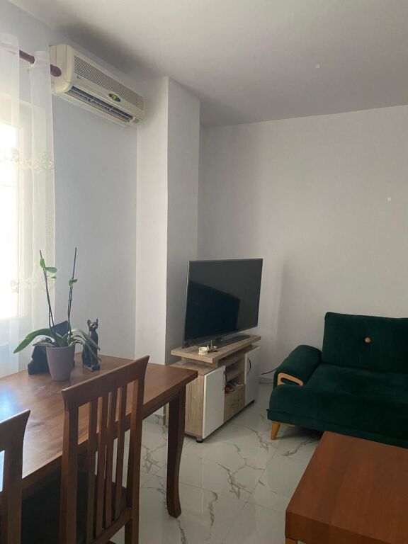 📌Appartamento in Affitto 1+1 📍 Vicino al Centro, Via Dibrës!