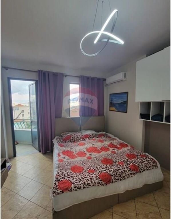 GARSONIERE PER QIRA KOMPLEKSI GRAND !