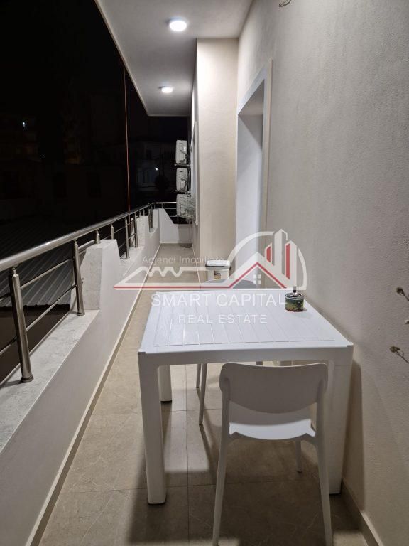 SHITET KATI I 2-TE I NJE NDERTESE PRIVATE VLORE!