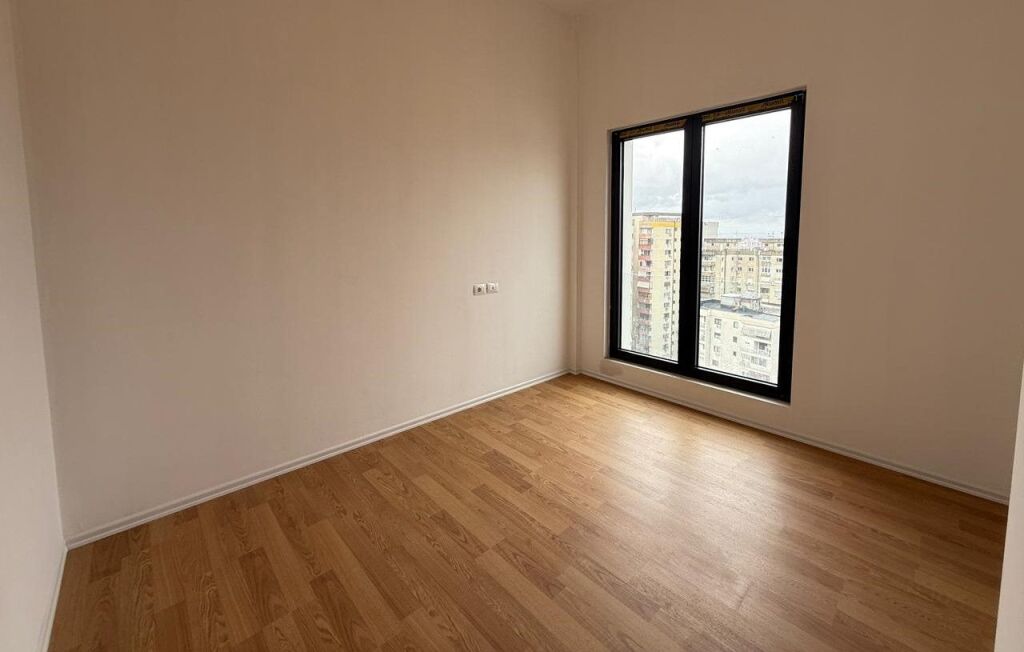 🏙️ SHITET PENTHOUSE 3+1+2 – QENDËR, TIRANË