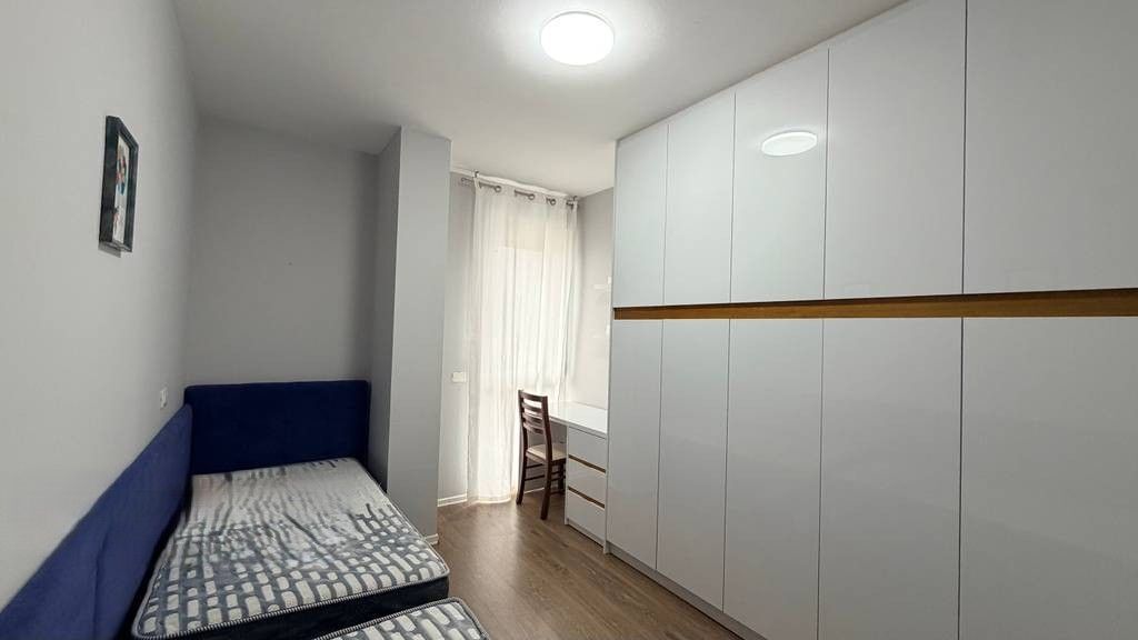 JEPET ME QIRA APARTAMENT 2+1+2 TEK FIORI DI BOSKO ! 750 € /Muaj