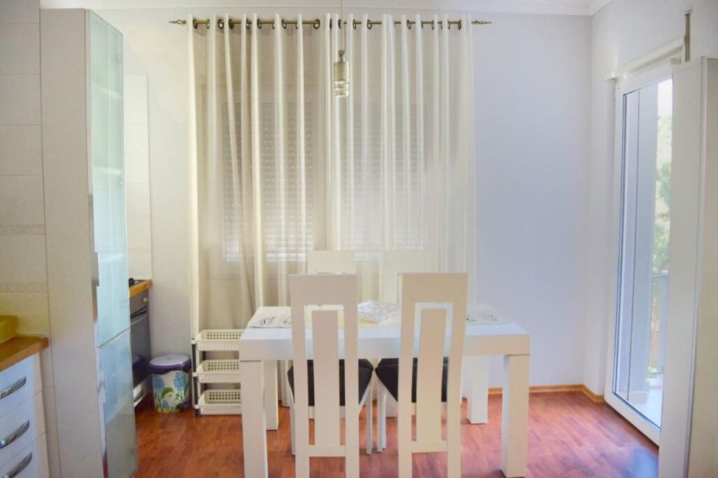 Apartment 1+1 for sale at Shkëmbi i Kavajës!