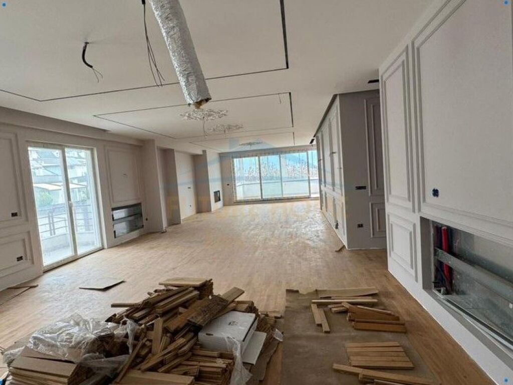 In vendita, Attico 3+1+3 Posti Auto, Green Terrace, Lago Secco