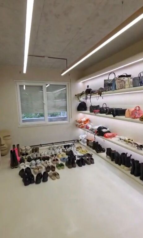 Shitet apartament Drimadhes 220.000 Euro