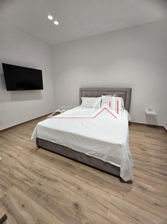 SHITET KATI I 2-TE I NJE NDERTESE PRIVATE VLORE!