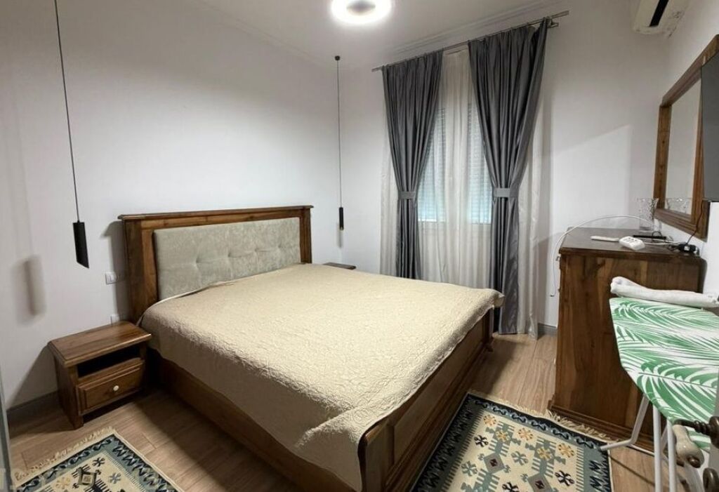 Affittasi appartamento 2+1 in via Durresit