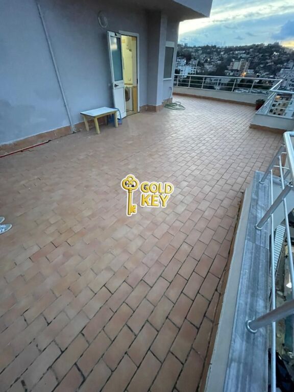 🏡 APARTAMENT ME QERA 2+1+2+VERAND+TARRAC PRANVERA DURRES