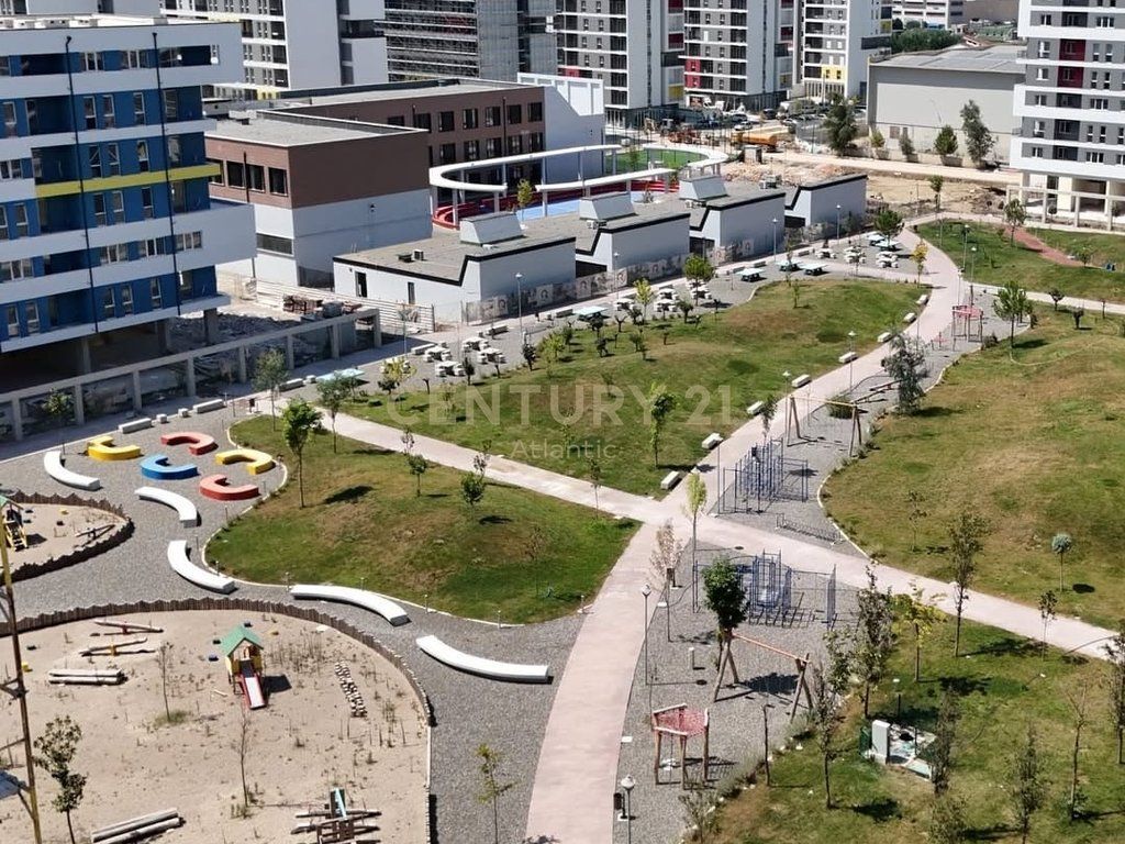 VENDESI APPARTAMENTO 2+1+2 A UNIVERS CITY VICINO A QTU