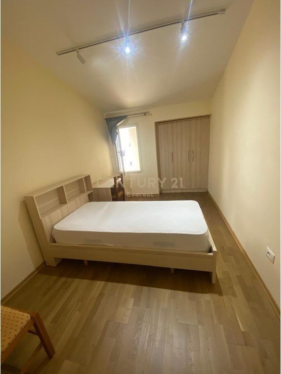 JEPET ME QERA APARTAMENT 2+1 TEK INXHINIERIA