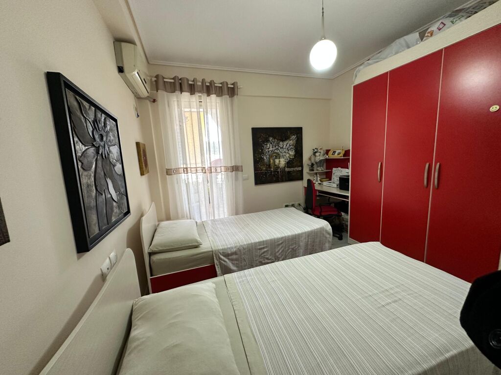 Appartamento 2+1+2 in Lungomare, Prima Linea, in vendita