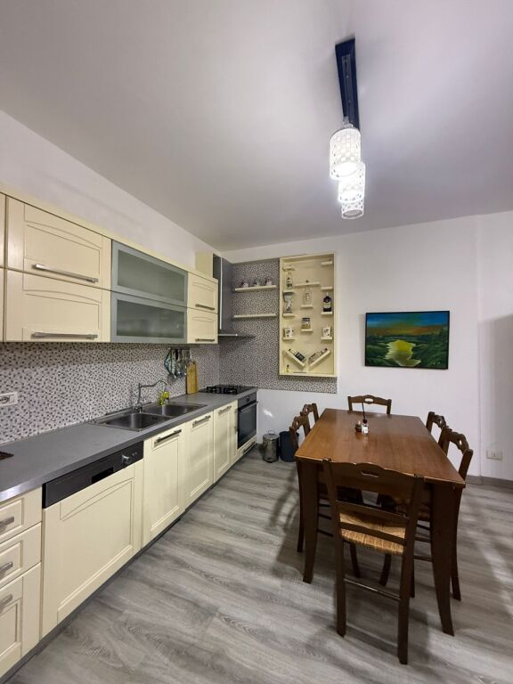 Apartament 2+1+2 me qera ne Don Bosko