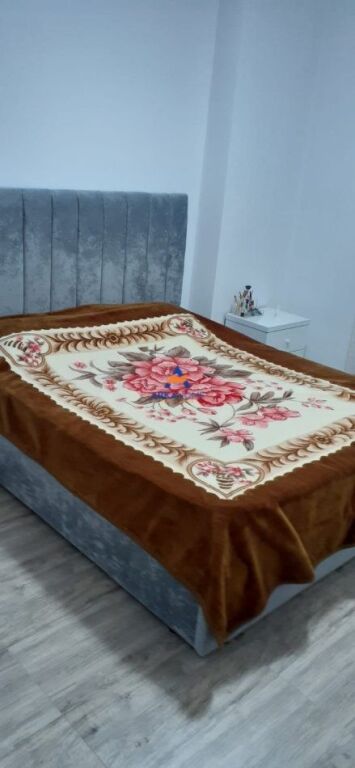 APARTMENT FOR RENT 1+1+GARAGE "AT AMERICAN HOSPITAL 3" 60000 LEKE