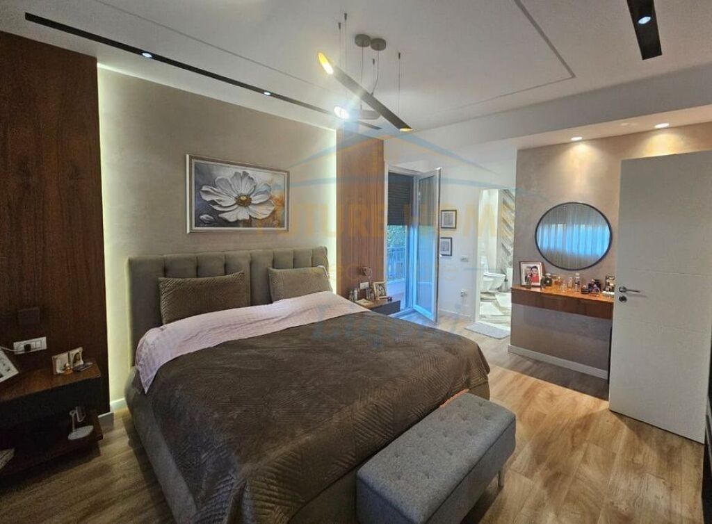 VILLA FOR SALE IN PEZE HELMES