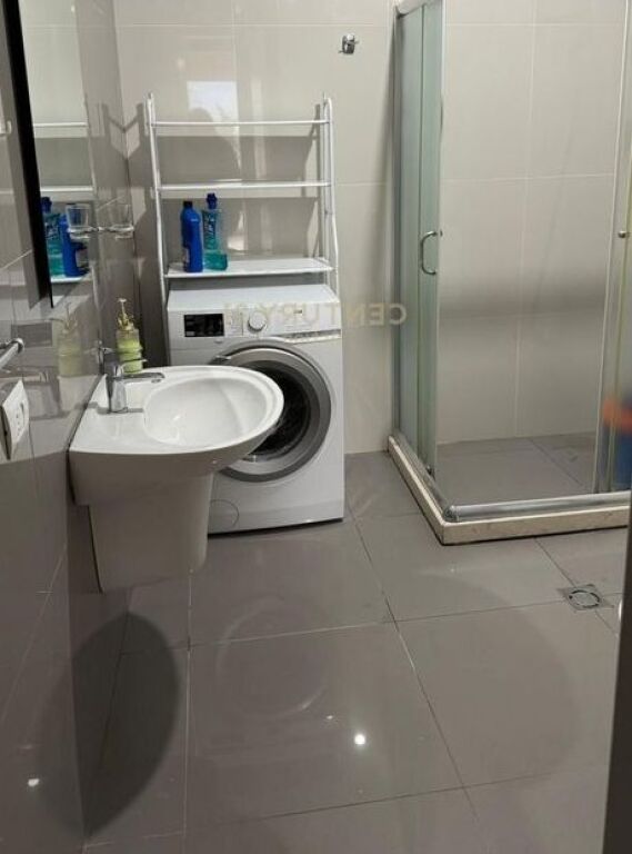 affittasi 2+1 vicino al giardino botanico