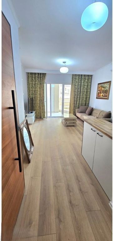 Zogu i Zi, apartament 1+1 per qira 600 € /Muaj