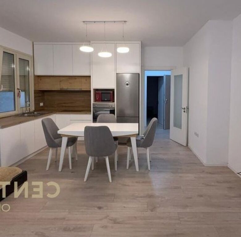 jepet apartament me qera  1+1 tek liqeni i thate rruga eduard mano