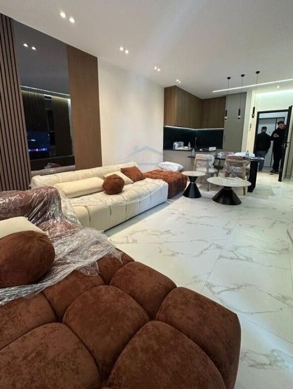 Affitto, Appartamento 1+1, Complesso Aura, Laprake.