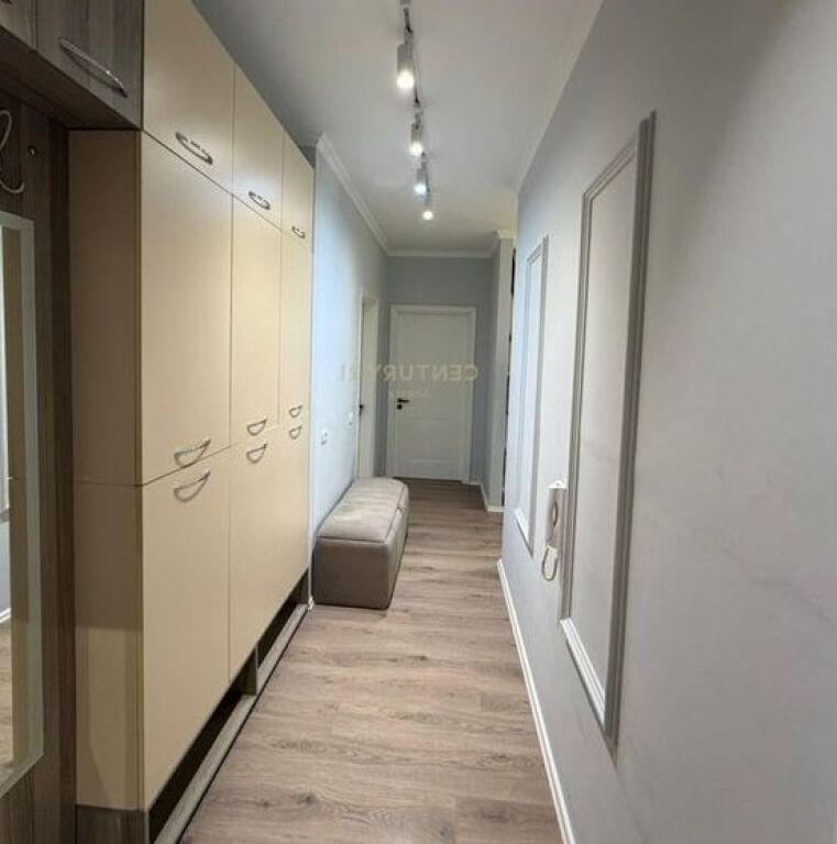 Jepet apartament 1+1 me qera tek Liqeni i Thate