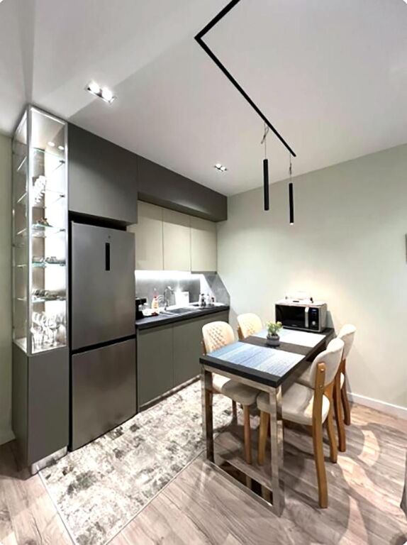 🏢Viale Zogu i Pare, vicino al Ministero della Giustizia, si affitta appartamento arredato 1+1. 870 Euro