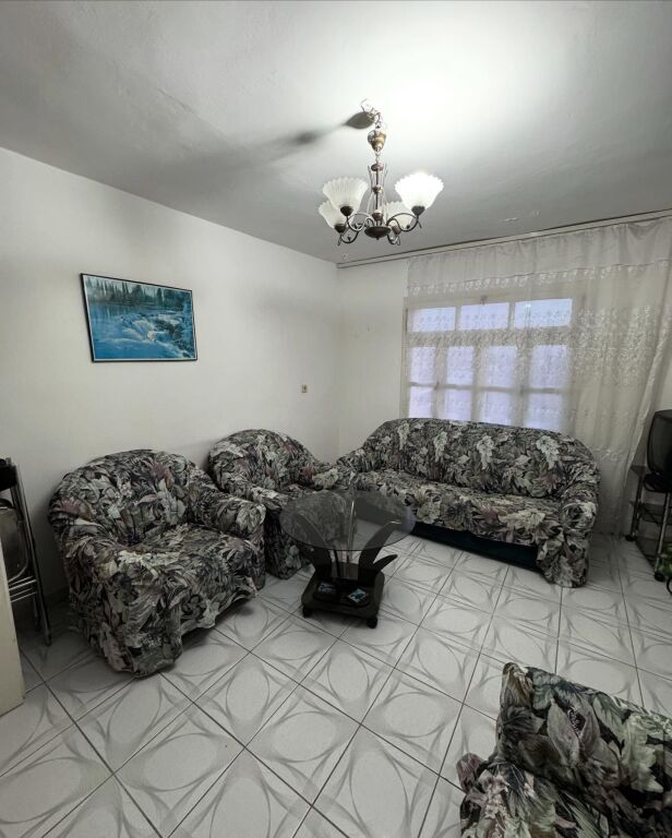 💥Shitet Apartament 1+1 prane shetitores Taulantia, Kavaje💥