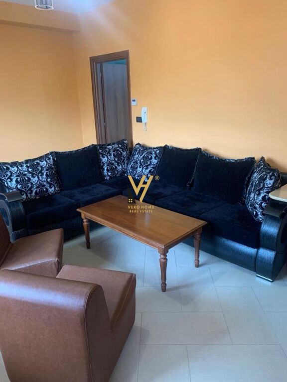 APPARTAMENTO 3+1+BLK IN AFFITTO VICINO ALLA STAZIONE DEI TRENI 50.000 LEKE