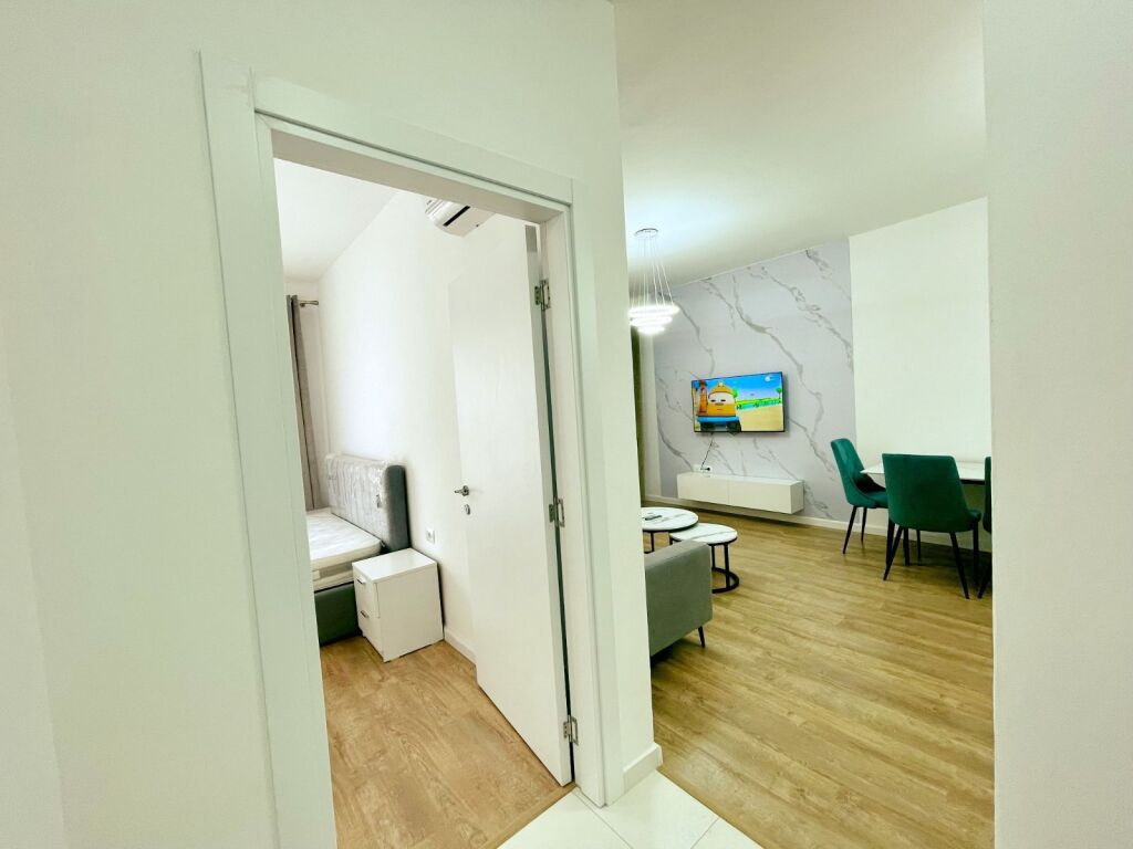 Jepet me QIRA apartament 1+1 afër KIKA 2, Komuna e Parisit