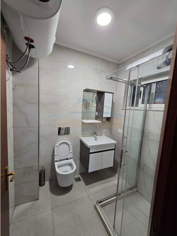 Qera, Apartament 3+1+2, Komuna e Parisit