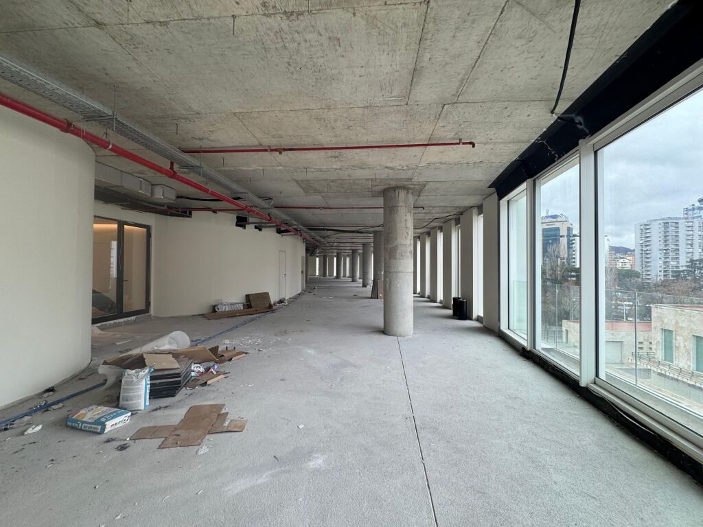 Qira Ambient tek MET Tirana Building!